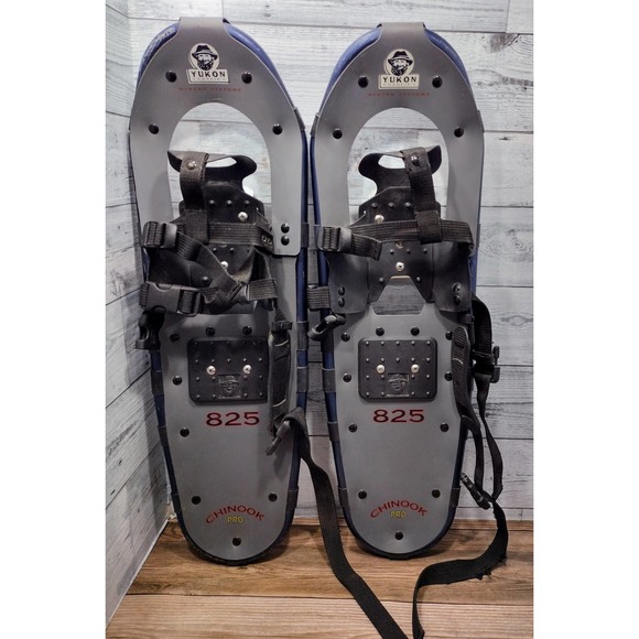 Yukon Charlie's Chinook Pro 825 Snow Shoes! (8"X25") Snow Shoes Only! Very Rare! - Picture 1 of 10